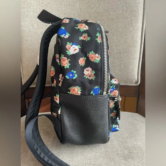 NWT！COACH MINI CHARLIE BACKPACK IN TEA ROSE FLORAL PRINT NYLON (COACH F57636)